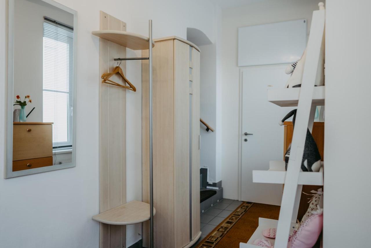 Apartment Familie Cortie Spitzzicken Bagian luar foto